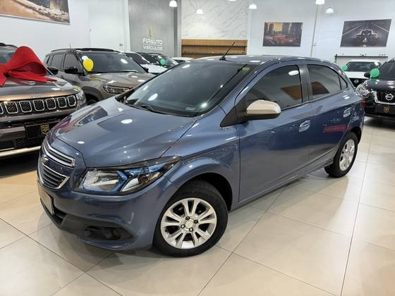 CHEVROLET ONIX 1.0 MPFI LOLLAPALOOZA 8V FLEX 4P MANUAL CHEVROLET ONIX 1.0 MPFI LOLLAPALOOZA 8V FLEX 4P MANUAL